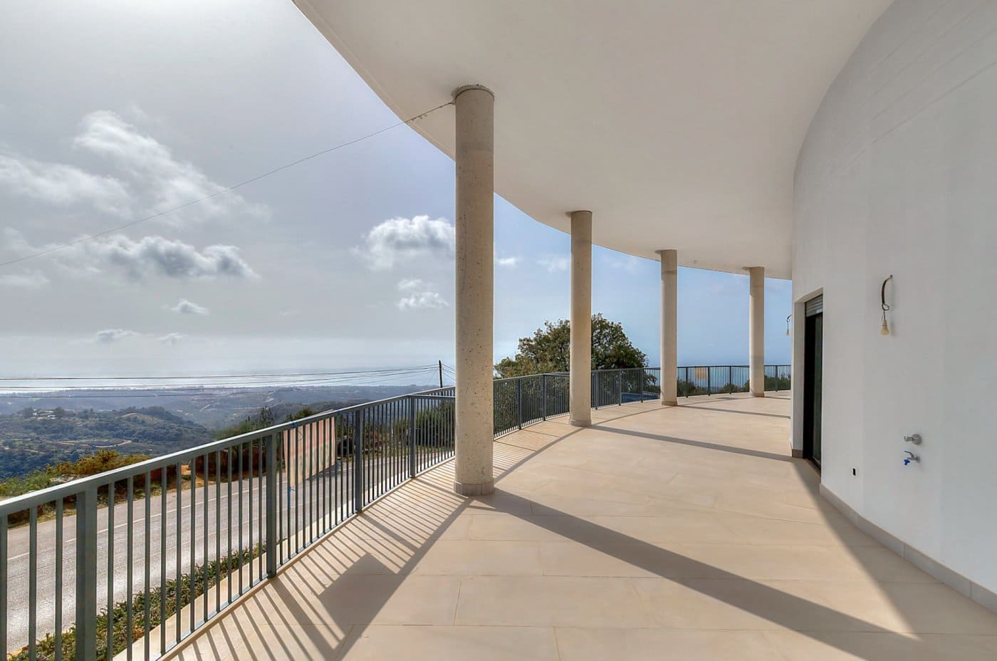 Villa til leje i La Mairena med garage - € 6.000 (Ref: 9215141)