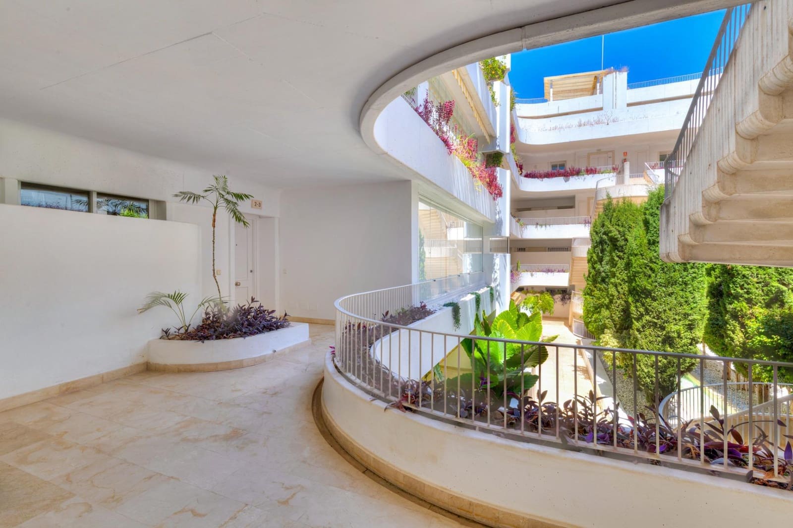 3 soveværelse Lejlighed til leje i Marbella med garage - € 4.450 (Ref: 9226717)