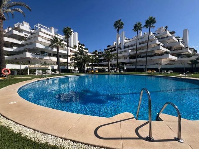 3 soveværelse Lejlighed til leje i Lomas De Marbella, Marbella med garage - € 4.450 (Ref: 9226717)
