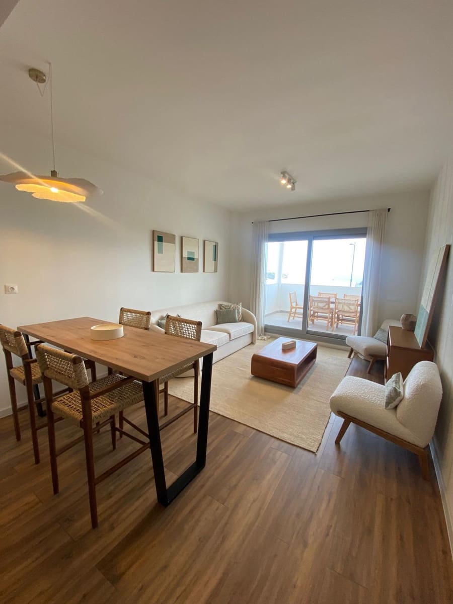 3 bedroom Apartment for sale in Estepona with pool garage - € 385,000 (Ref: 9243029)