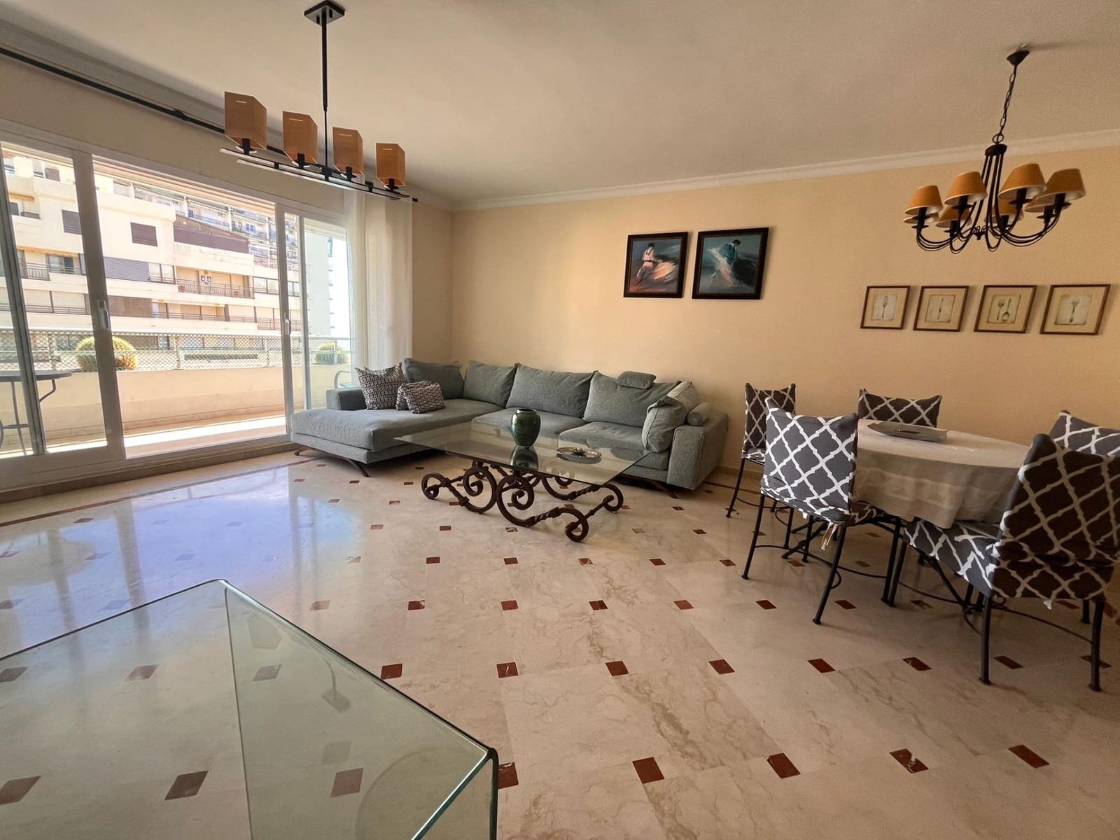 3 camera da letto Appartamento da affittare in Marbella con piscina garage - 3.500 € (Rif: 9355931)