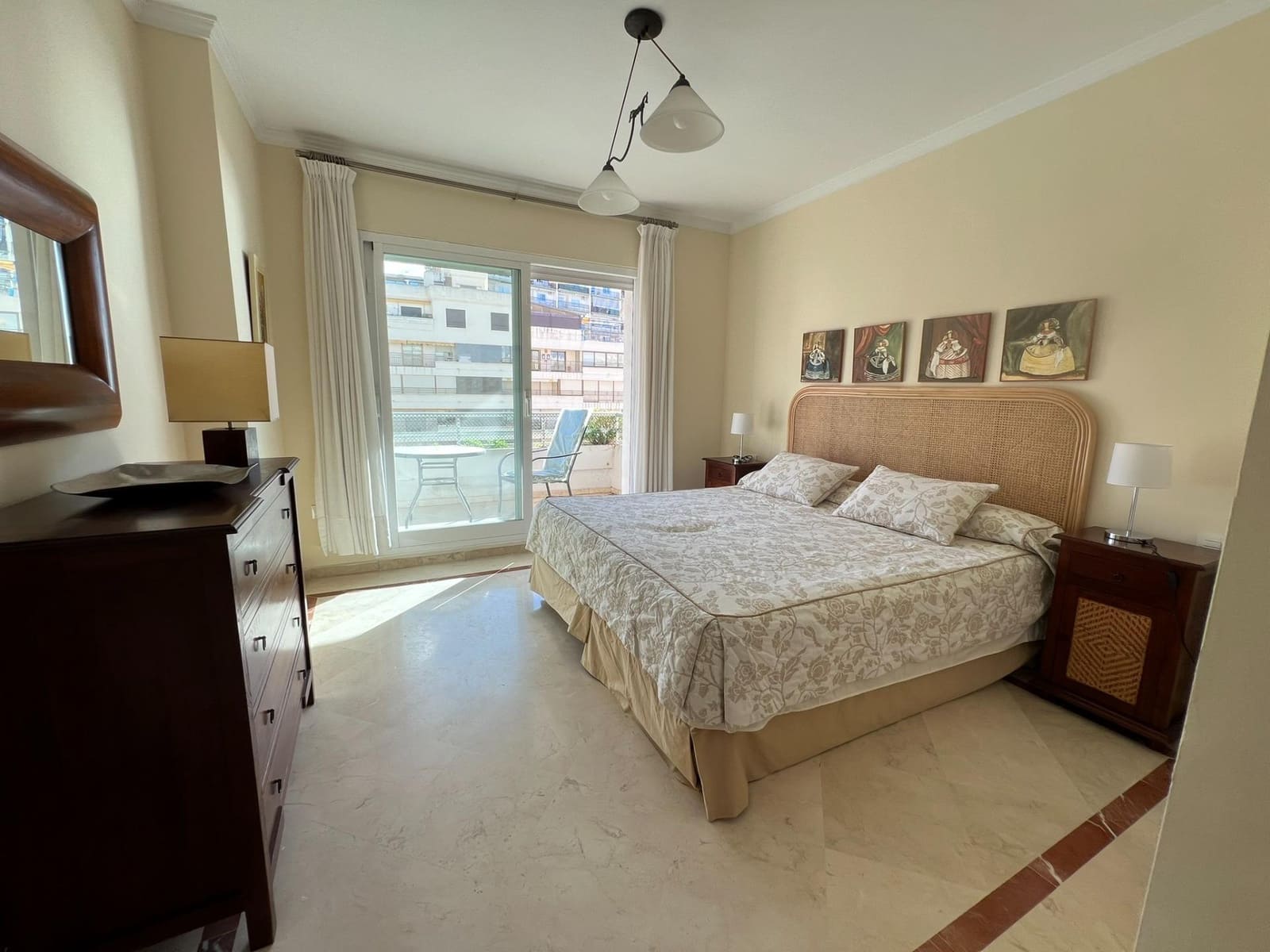 3 camera da letto Appartamento da affittare in Marbella con piscina garage - 3.500 € (Rif: 9355931)