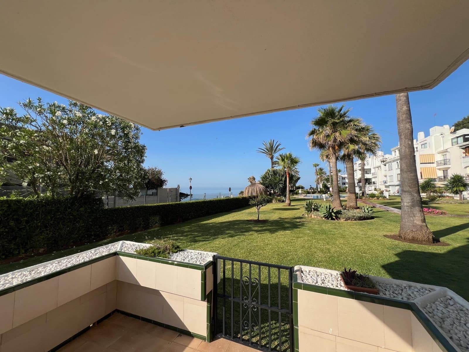 2 quarto Apartamento de Praia para arrendar em Mijas Costa - 2 300 € (Ref: 9437228)