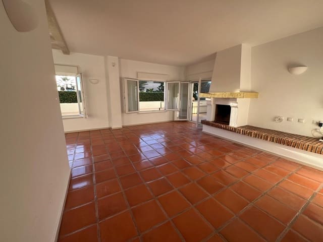 2 soveværelse Strandlejlighed til leje i El Faro de Calaburra - Chaparral, Mijas - € 2.300 (Ref: 9437228)