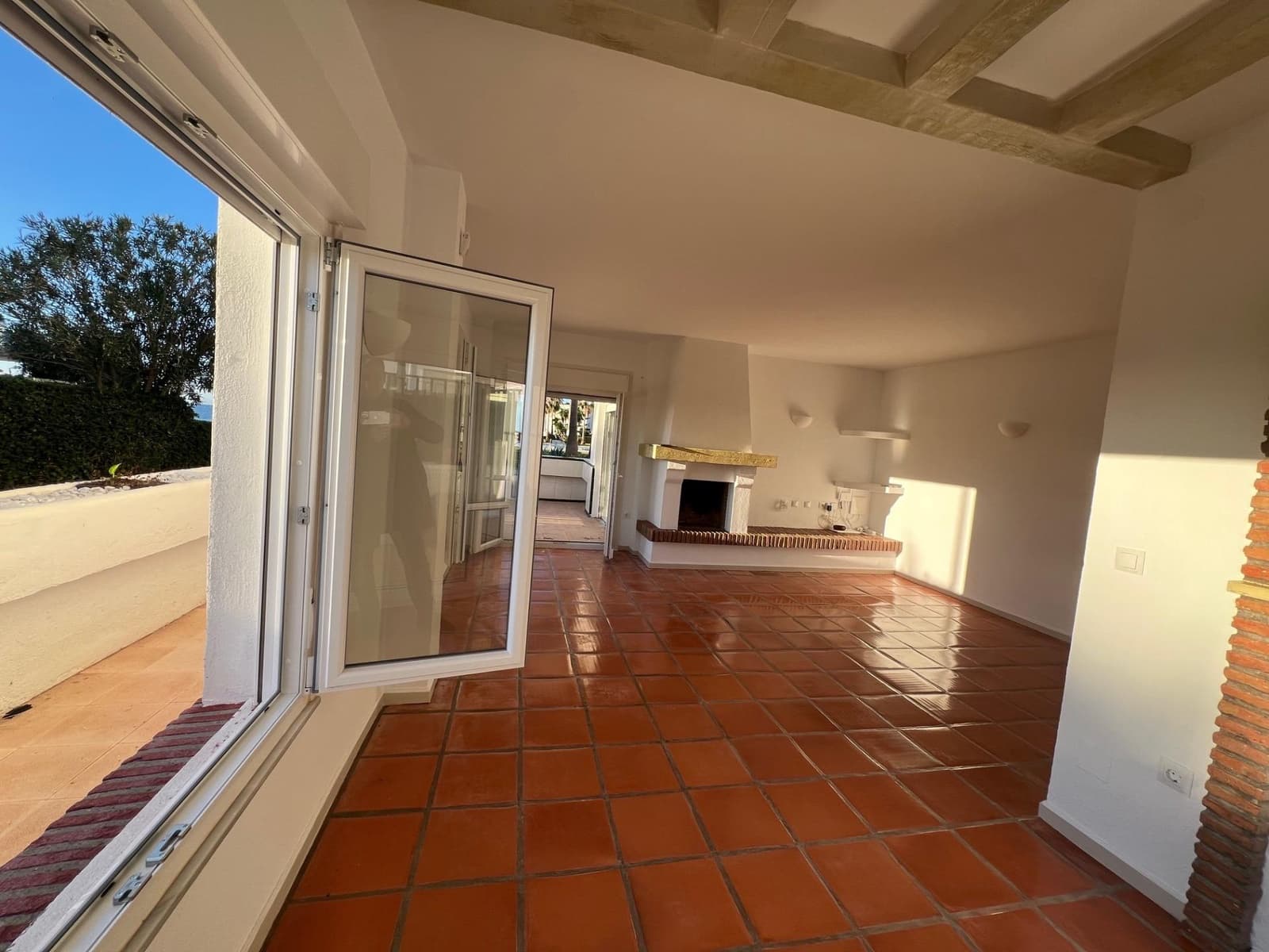 2 makuuhuone Ranta-asunto vuokrattavana paikassa Mijas Costa mukana 
autotalli - 2 300 € (Ref: 9437228)