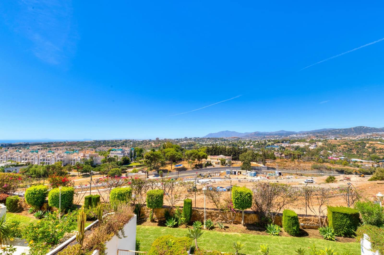 Apartamento de 3 habitaciones en Marbella en alquiler con garaje - 4.000 € (Ref: 9446438)