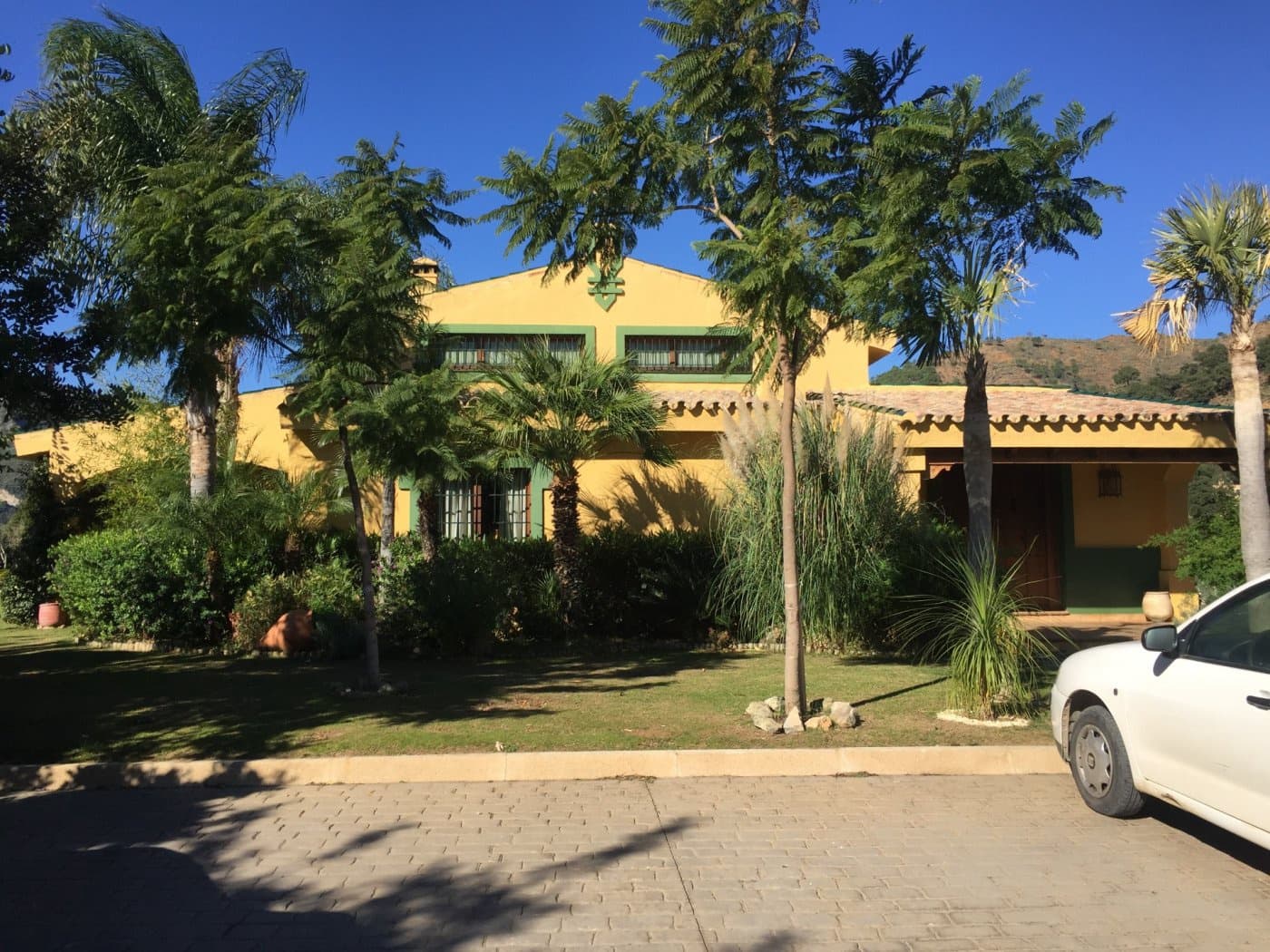 Finca/Casa Rural de 5 habitaciones en Ojen en venta con piscina garaje - 1.500.000 € (Ref: 9449390)