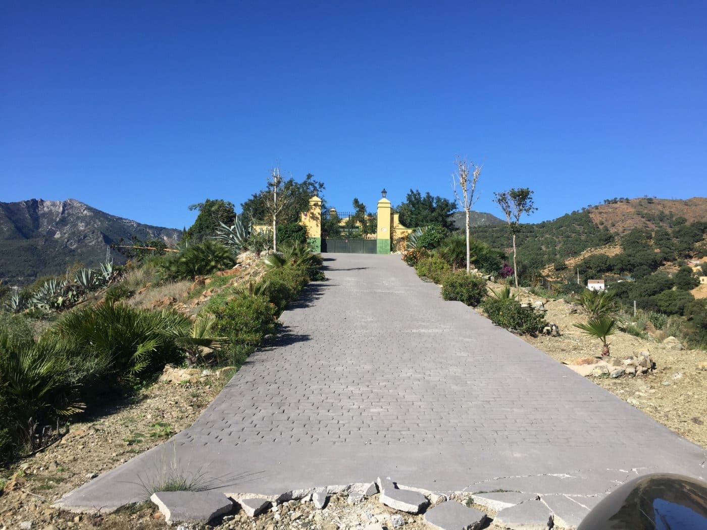 Finca/Casa Rural de 5 habitaciones en Ojen en venta con piscina garaje - 1.500.000 € (Ref: 9449390)