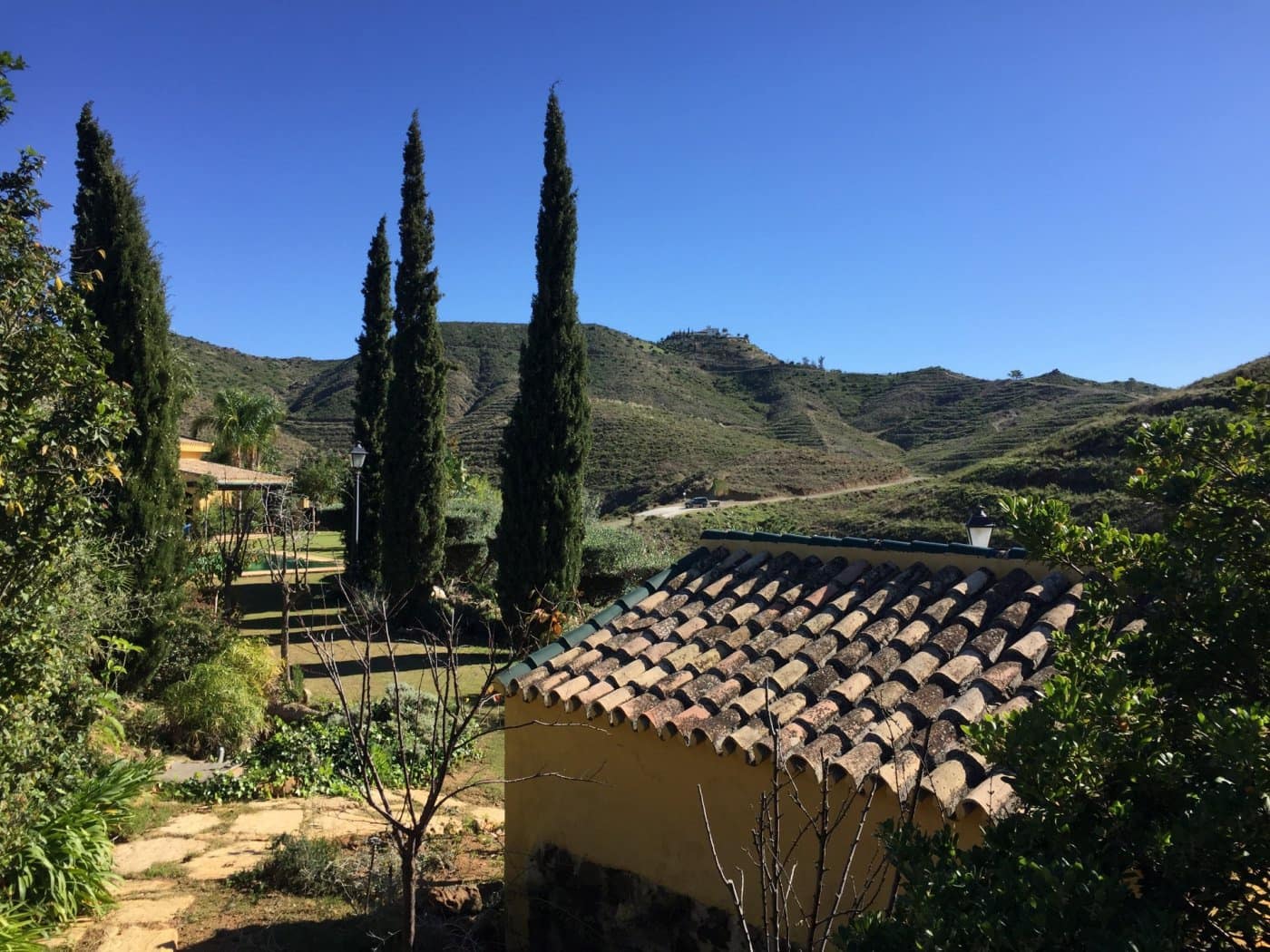 Finca/Casa Rural de 5 habitaciones en Ojen en venta con piscina garaje - 1.500.000 € (Ref: 9449390)