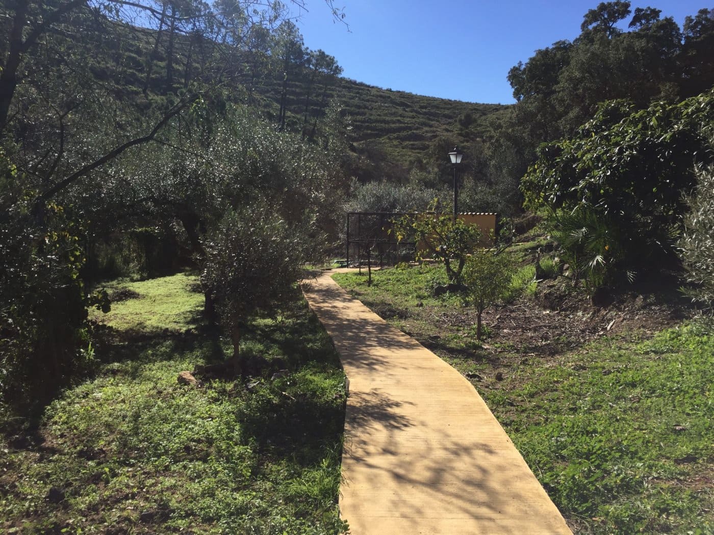 Finca/Casa Rural de 5 habitaciones en Ojen en venta con piscina garaje - 1.500.000 € (Ref: 9449390)