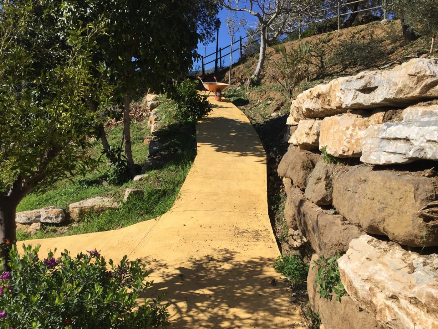 Finca/Casa Rural de 5 habitaciones en Ojen en venta con piscina garaje - 1.500.000 € (Ref: 9449390)