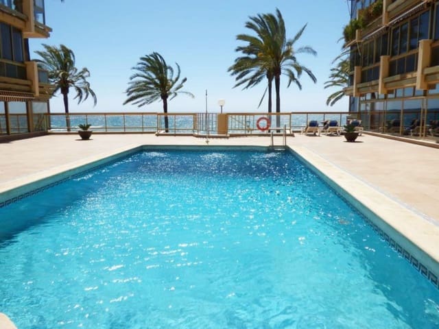 2 soveværelse Lejlighed til leje i Playa Bajadilla - Puertos, Marbella med swimmingpool garage - € 2.200 (Ref: 9476199)
