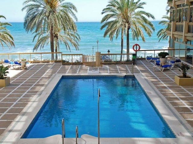 2 soveværelse Lejlighed til leje i Playa Bajadilla - Puertos, Marbella med swimmingpool garage - € 2.200 (Ref: 9476199)
