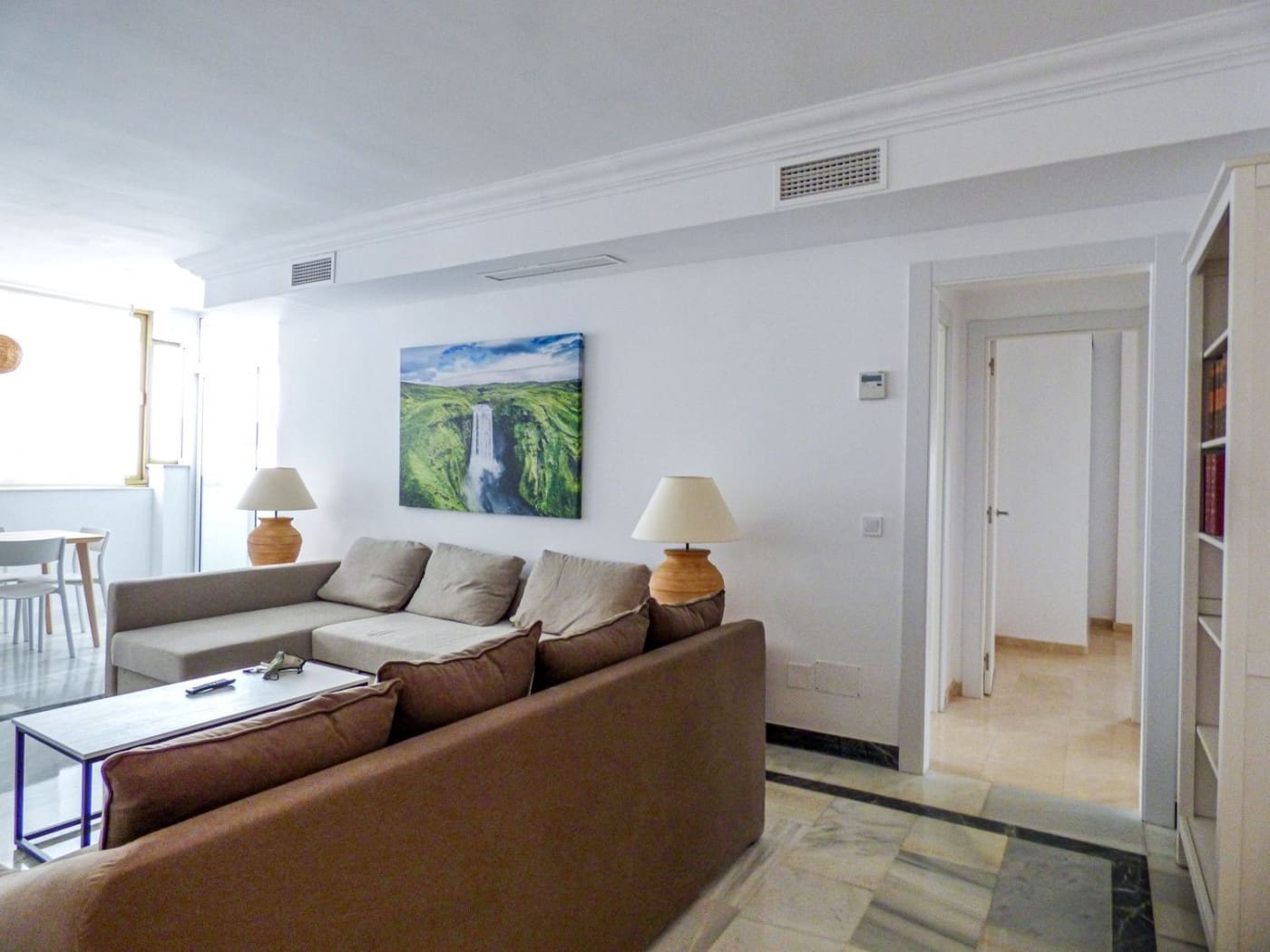 2 bedroom Flat for rent in Marbella with pool garage - € 1,950 (Ref: 9476199)