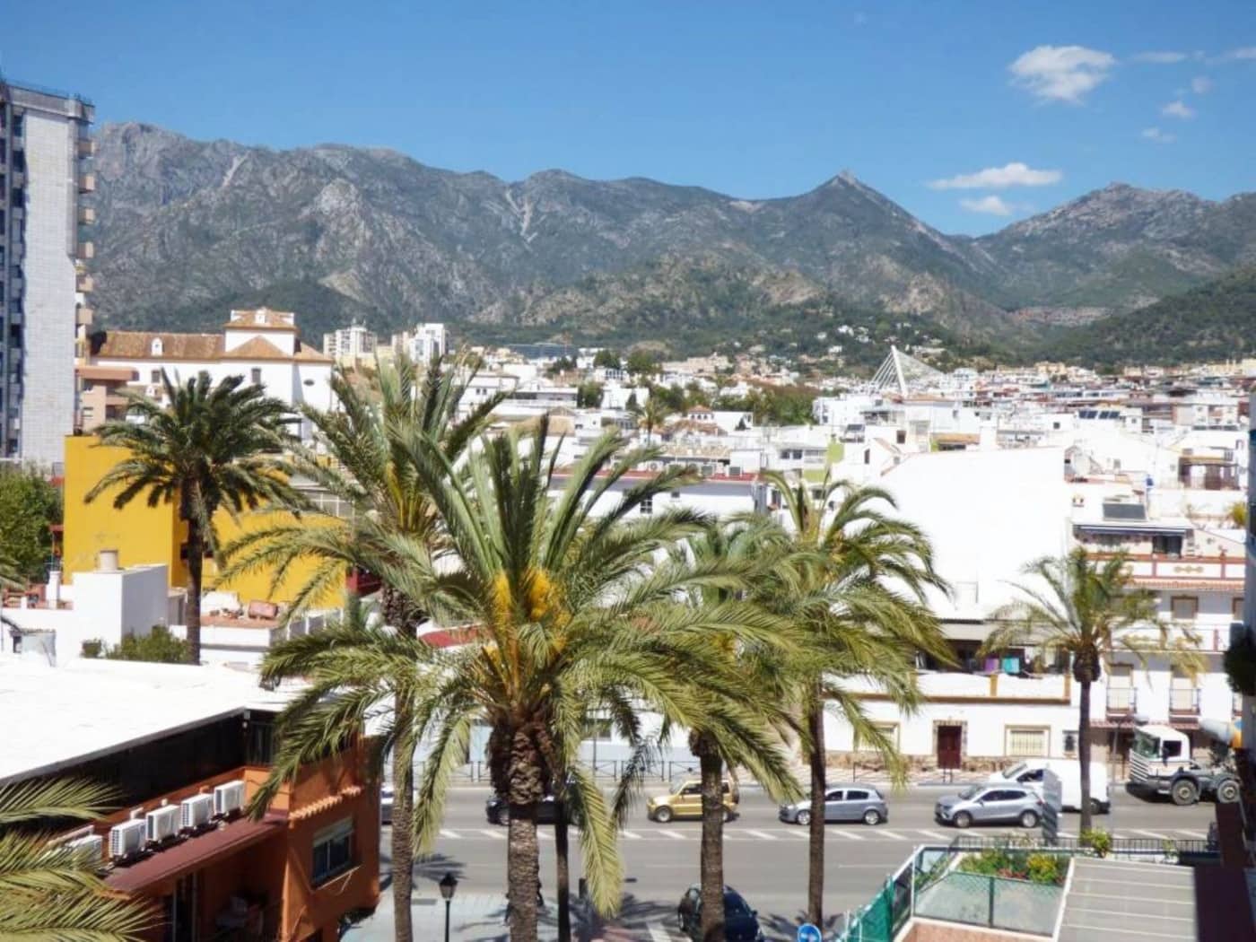2 bedroom Flat for rent in Marbella with pool garage - € 1,950 (Ref: 9476199)
