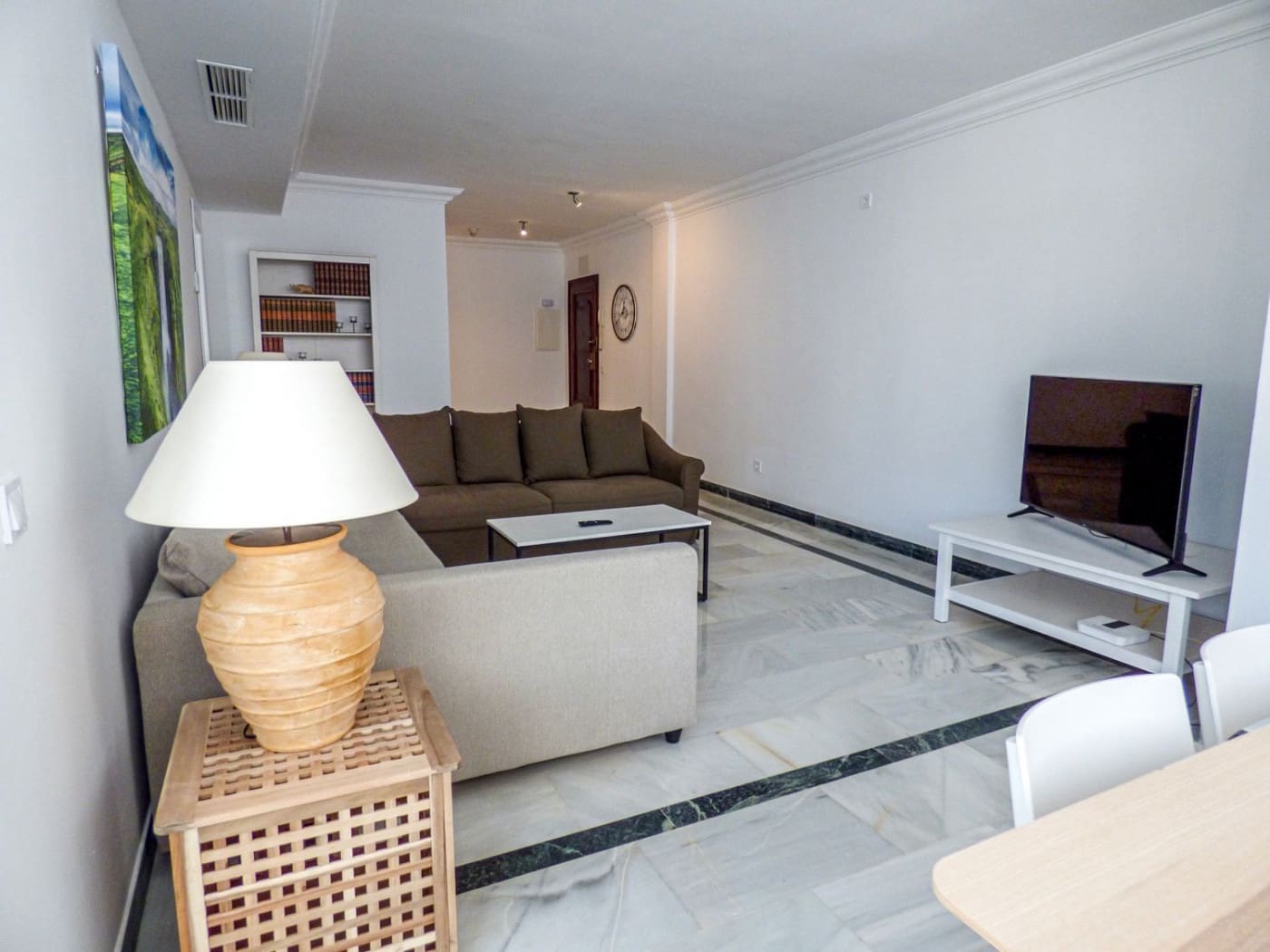 2 bedroom Flat for rent in Marbella with pool garage - € 1,950 (Ref: 9476199)