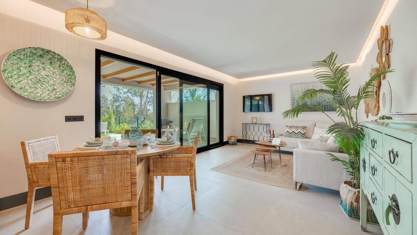 Apartamento de 3 habitaciones en Nueva Andalucia en venta con piscina garaje - 850.000 € (Ref: 9608150)