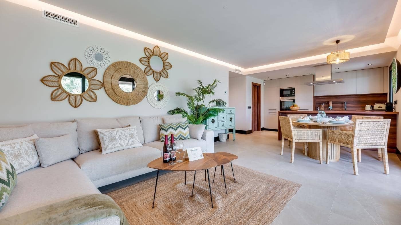 Apartamento de 3 habitaciones en Nueva Andalucia en venta con piscina garaje - 850.000 € (Ref: 9608150)