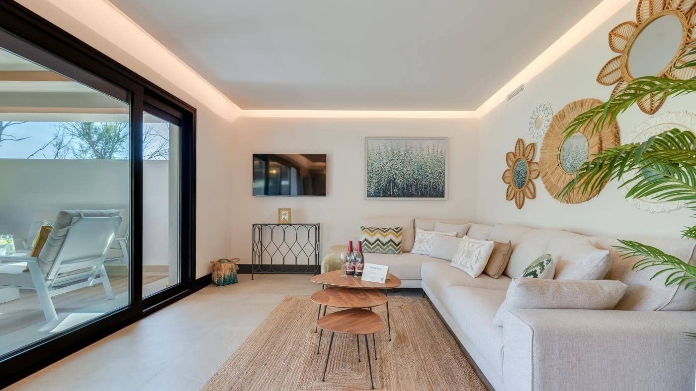 Apartamento de 3 habitaciones en Nueva Andalucia en venta con piscina garaje - 850.000 € (Ref: 9608150)