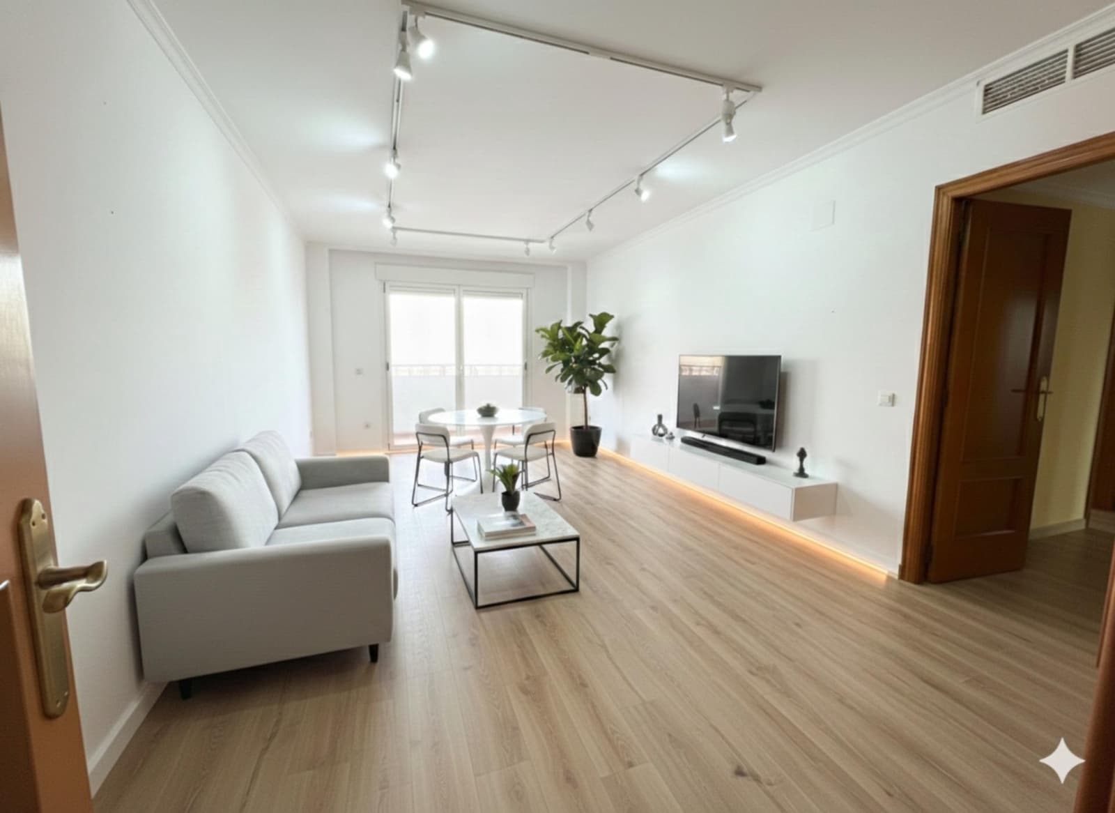 3 sypialnia Mieszkanie na sprzedaż w Marbella z garażem - 730 000 € (Ref: 9611620)