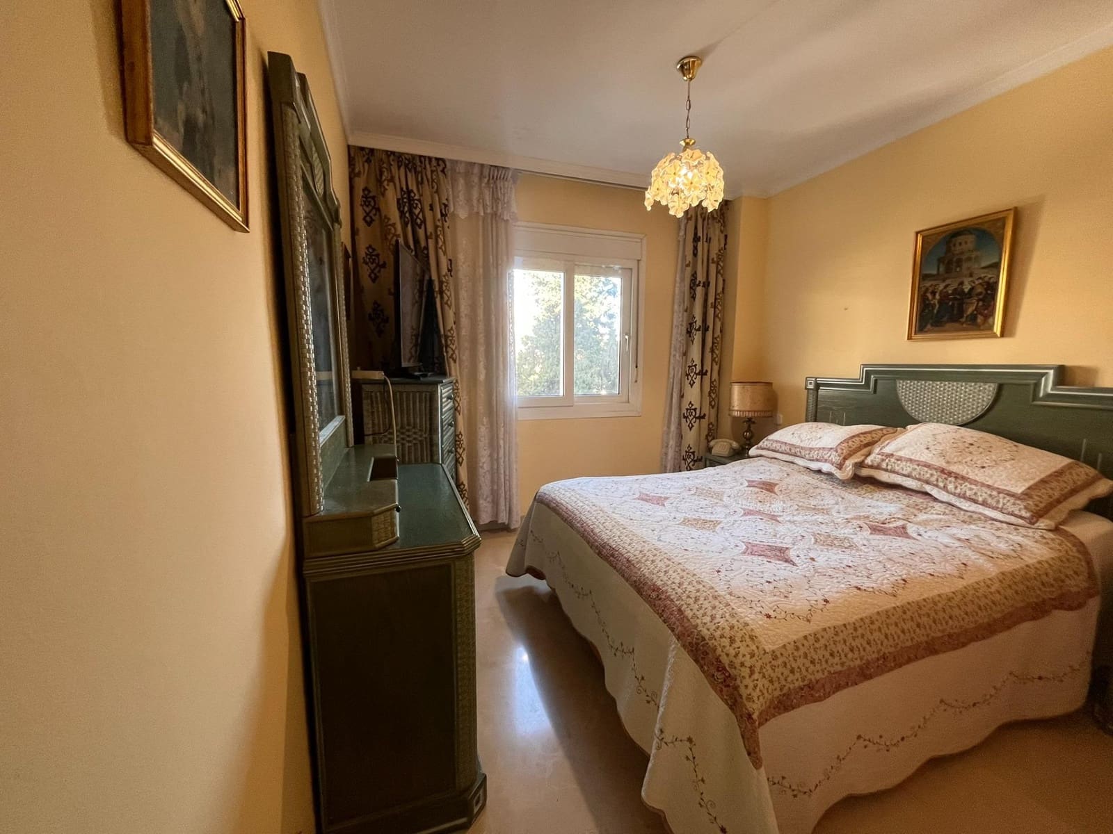 3 sypialnia Mieszkanie na sprzedaż w Marbella z garażem - 730 000 € (Ref: 9611620)