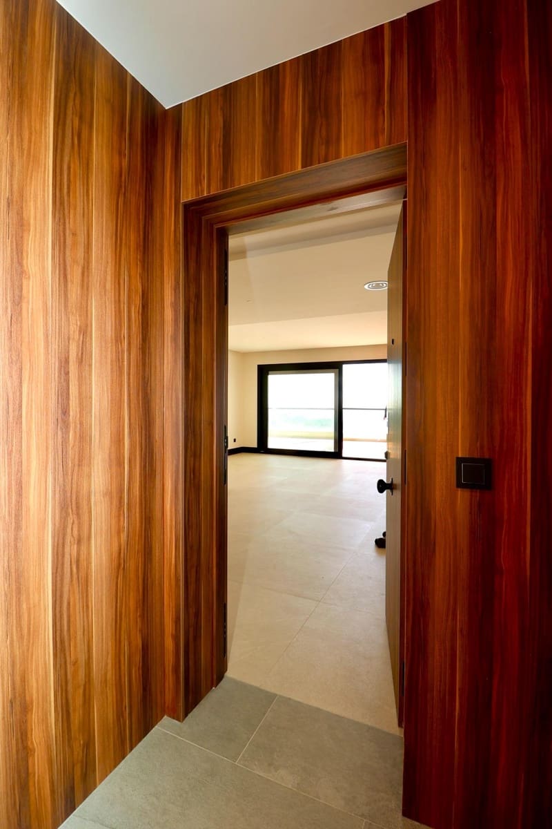 2 bedroom Flat for sale in Nueva Andalucia with pool garage - € 800,000 (Ref: 9630087)