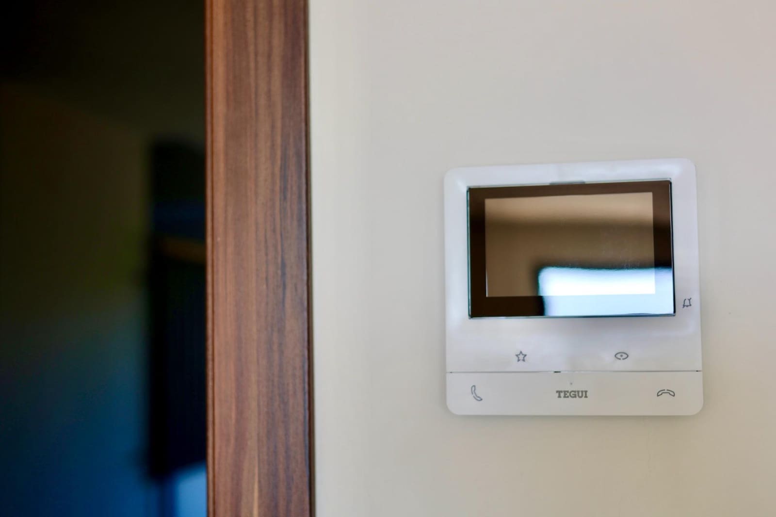 2 bedroom Flat for sale in Nueva Andalucia with pool garage - € 800,000 (Ref: 9630087)