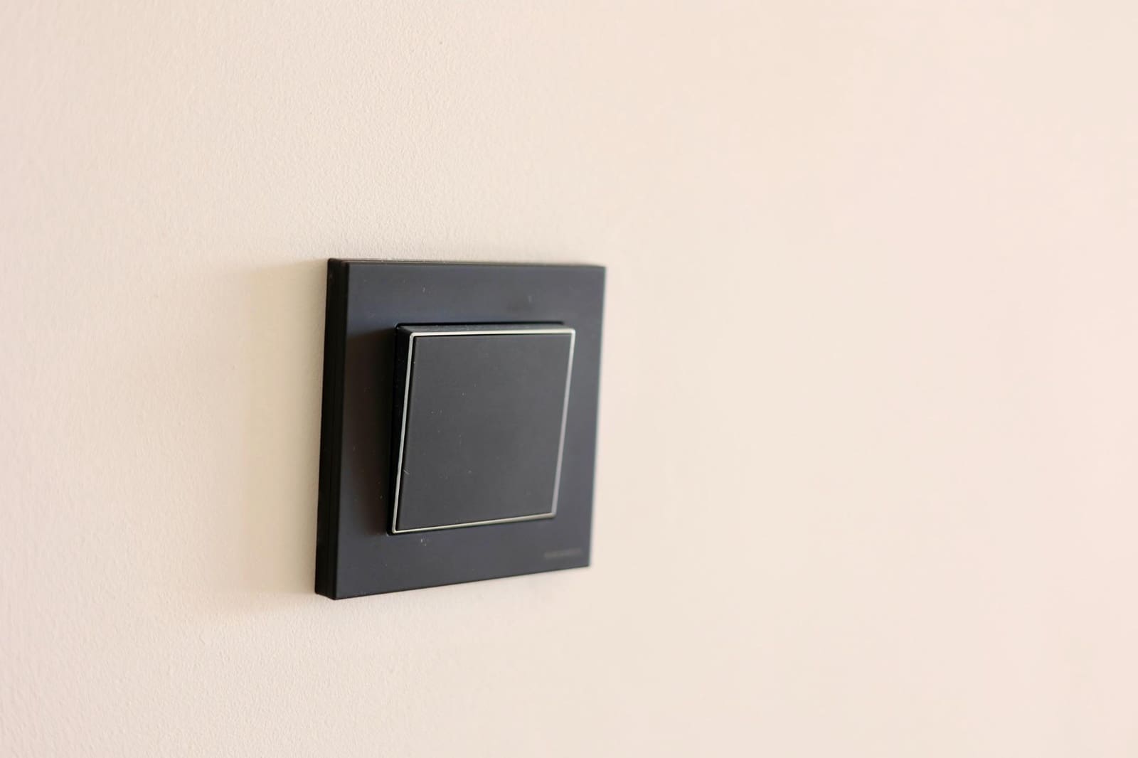 2 bedroom Flat for sale in Nueva Andalucia with pool garage - € 800,000 (Ref: 9630087)