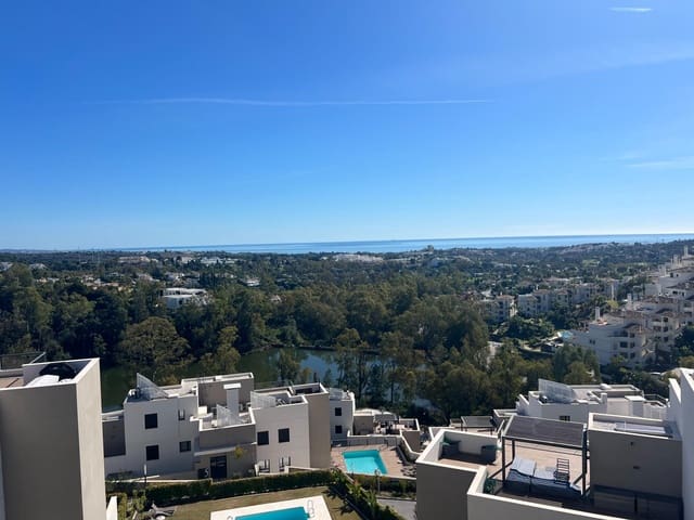 2 bedroom Flat for sale in Los Naranjos, Marbella with pool garage - € 800,000 (Ref: 9630087)
