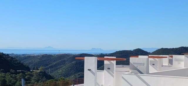 3 quarto Penthouse para venda em Istán com piscina garagem - 580 000 € (Ref: 9645115)