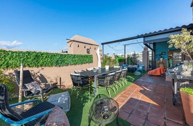 3 soverom Penthouse til salgs i New Golden Mile med svømmebasseng - € 820 000 (Ref: 9645116)