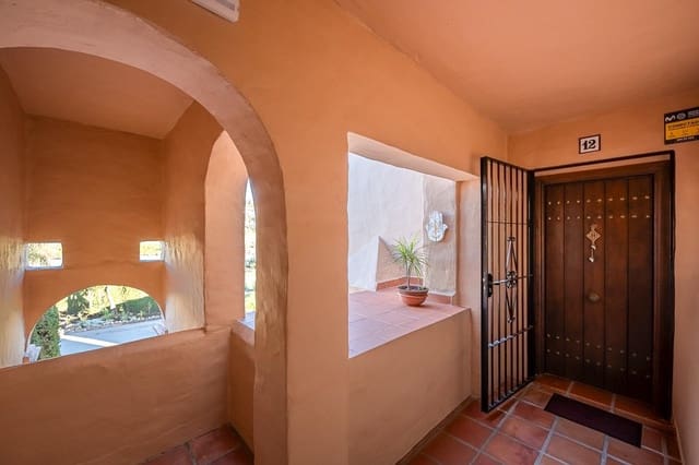 3 chambre Penthouse à vendre à Nueva Atalaya, Estepona avec piscine - 795 000 € (Ref: 9645116)