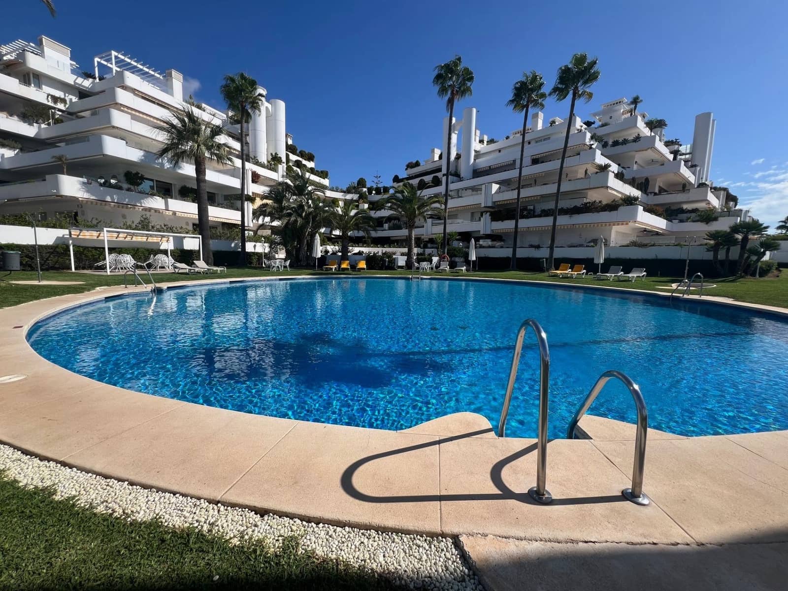 3 sovrum Lägenhet till salu i Marbella med garage - 1 750 000 € (Ref: 9670763)