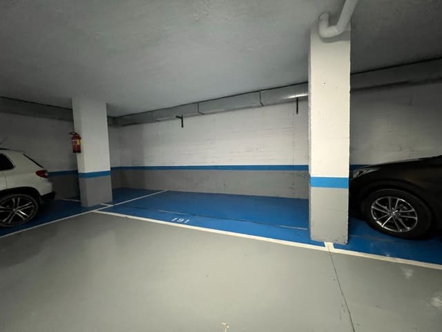 Garage for sale in Playa Bajadilla - Puertos, Marbella - € 69,000 (Ref: 9698867)