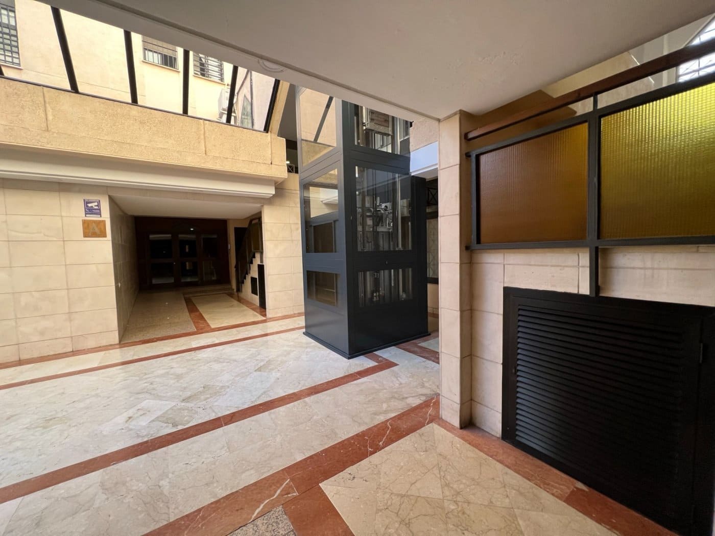 Garage for sale in Marbella - € 69,000 (Ref: 9698867)