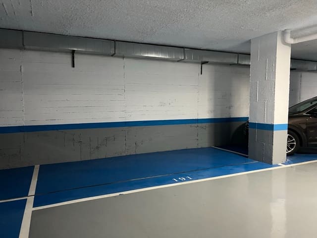 Garagem para venda em Playa Bajadilla - Puertos, Marbella - 60 000 € (Ref: 9698867)