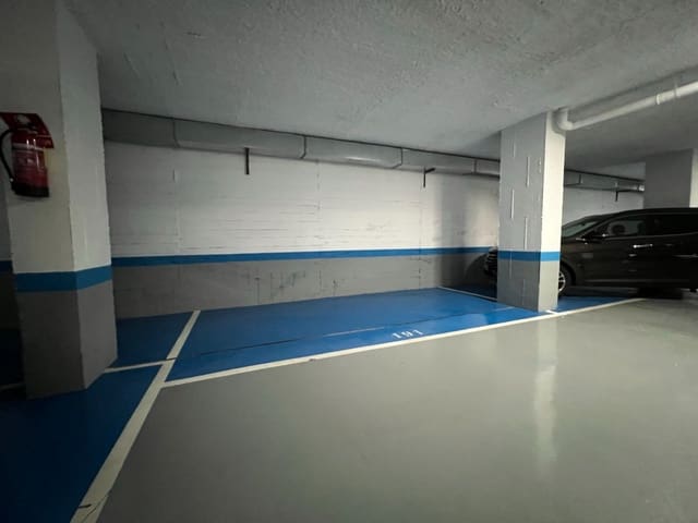 Garage till salu i Playa Bajadilla - Puertos, Marbella - 49 999 € (Ref: 9698867)