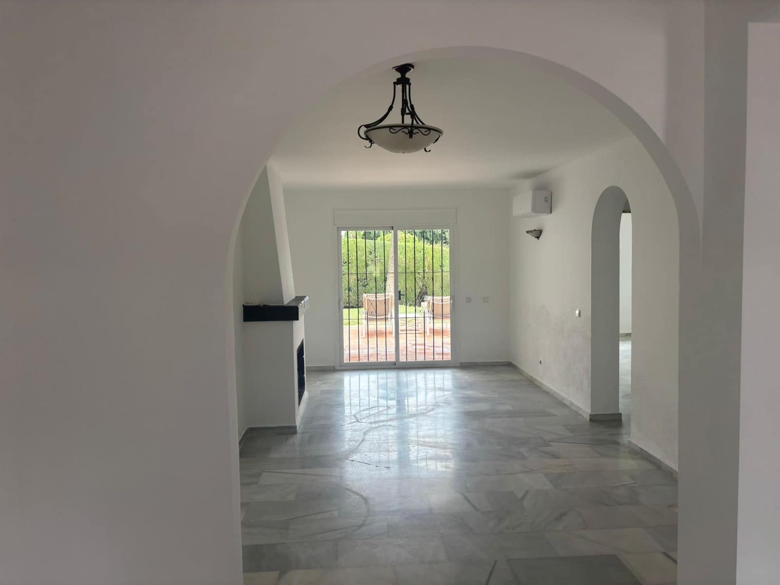 2 makuuhuone Huoneisto myytävänä paikassa Nueva Andalucia - 565 000 € (Ref: 9784542)