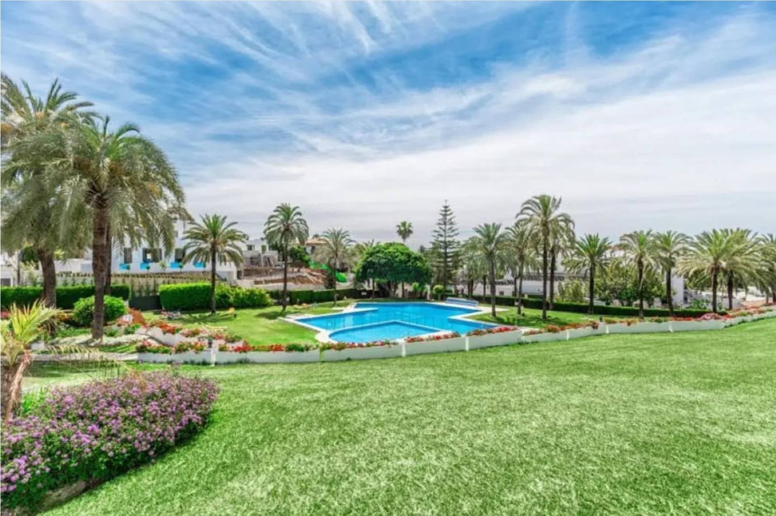 2 makuuhuone Huoneisto myytävänä paikassa Nueva Andalucia - 565 000 € (Ref: 9784542)