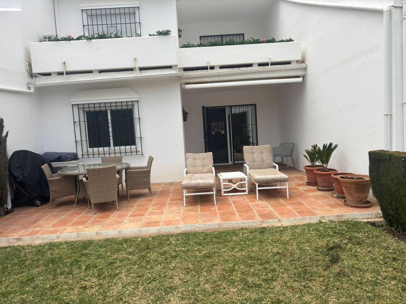 2 makuuhuone Huoneisto myytävänä paikassa Nueva Andalucia - 565 000 € (Ref: 9784542)