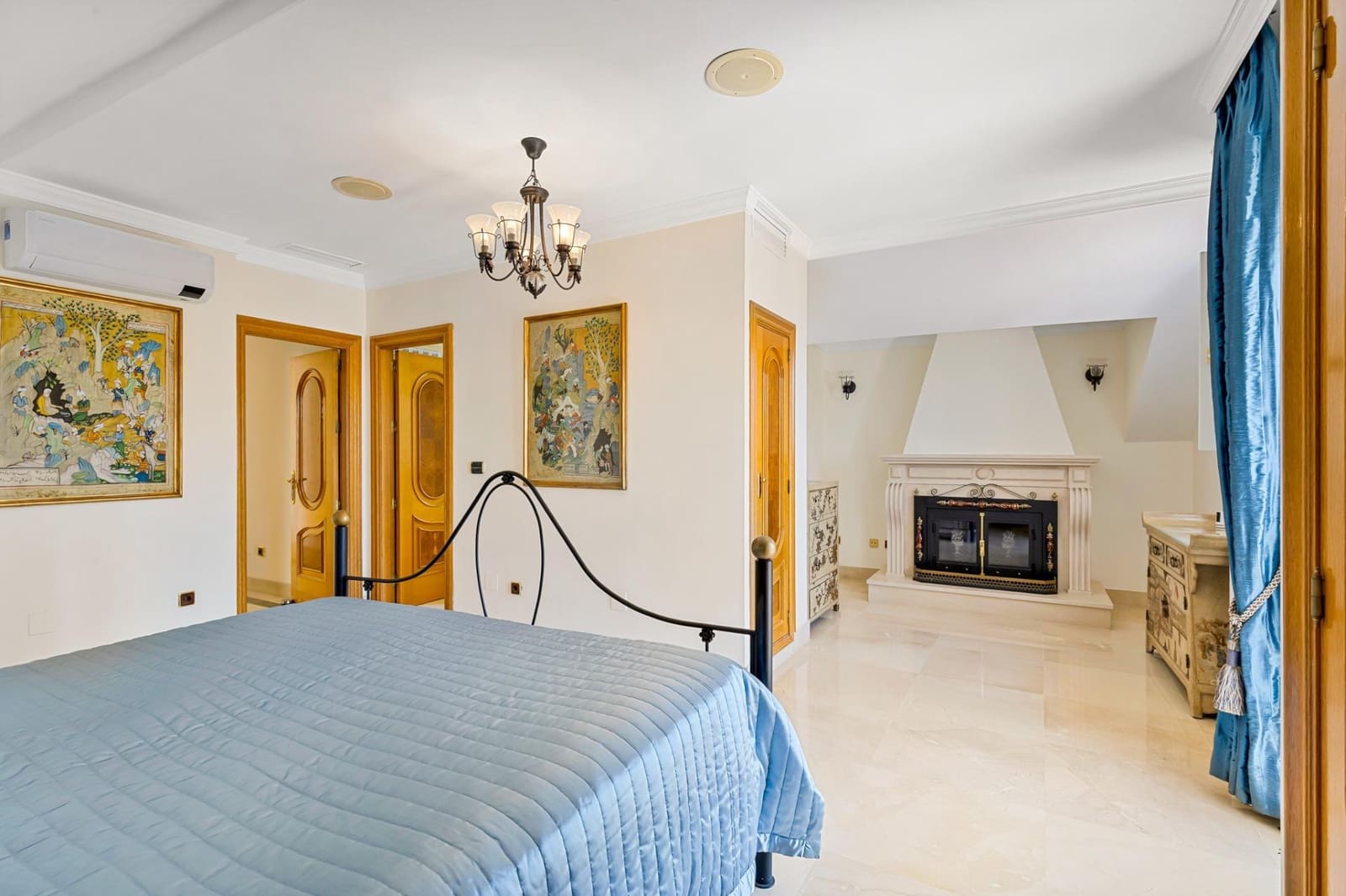 5 slaapkamer Penthouse te koop in Marbella met garage - € 1.550.000 (Ref: 9878935)
