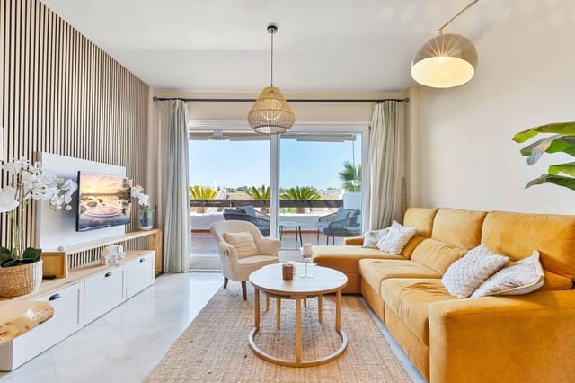 2 sypialnia Apartament na sprzedaż w Aloha Golf, Marbella z basenem garażem - 650 000 € (Ref: 9913250)