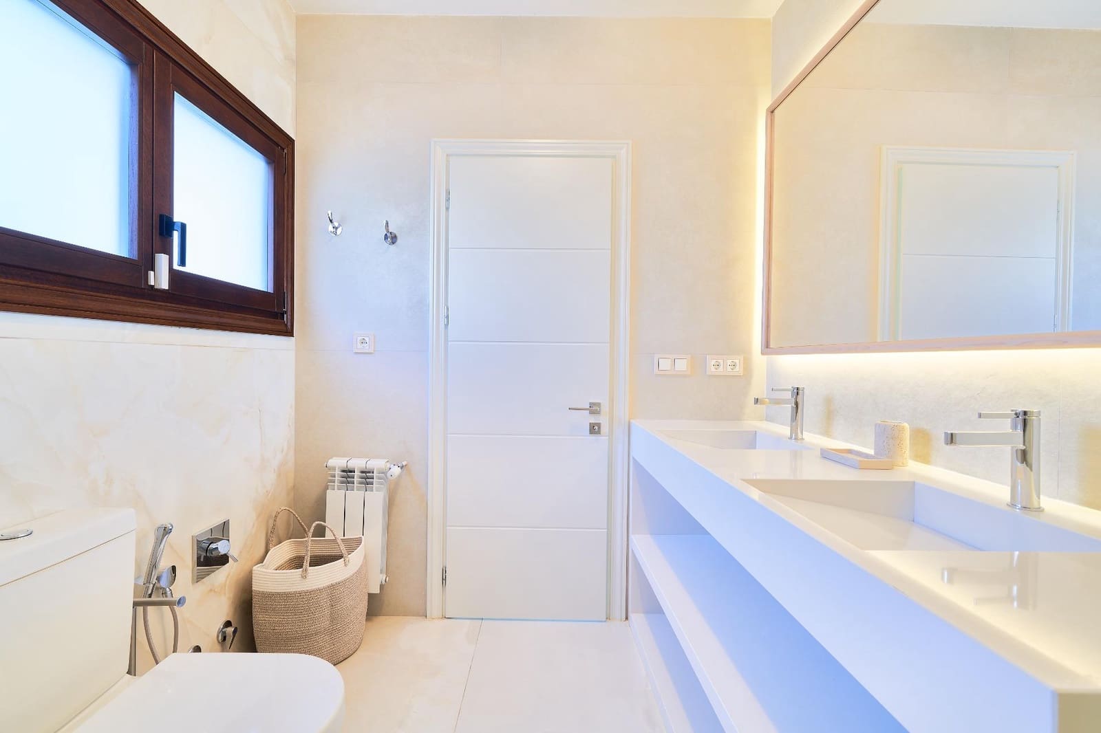 6 Zimmer Villa zu verkaufen in Guadalmina mit Pool Garage - 3.995.000 € (Ref: 9990786)