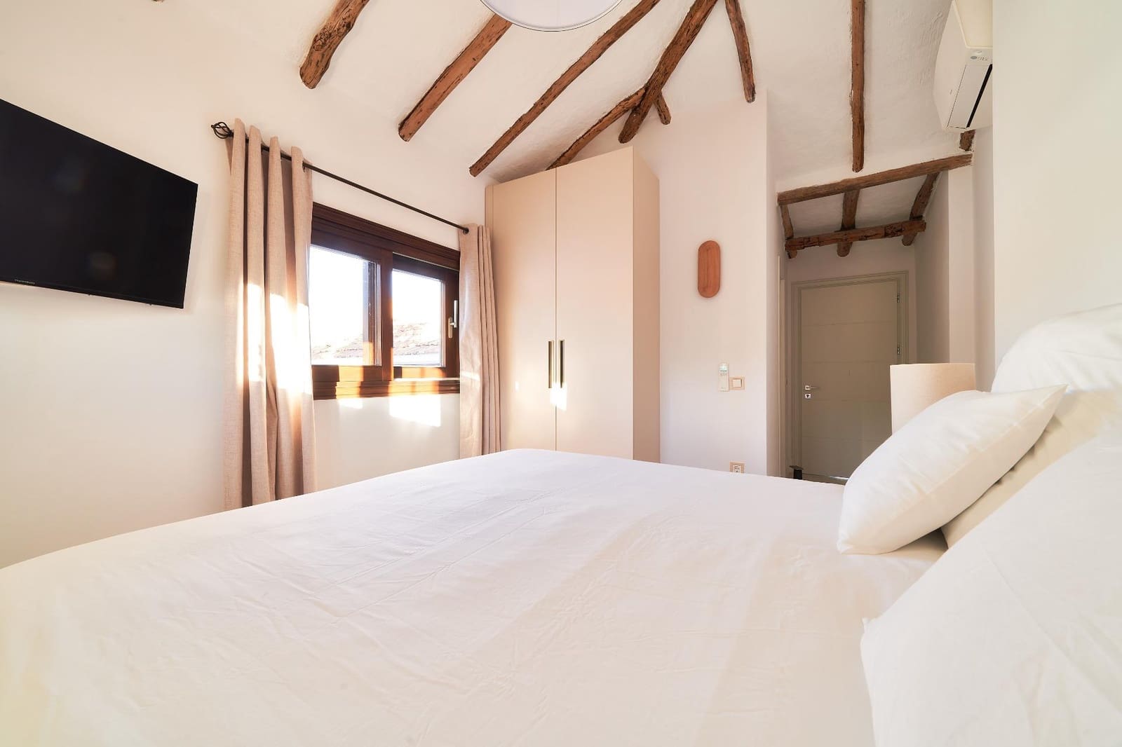 6 Zimmer Villa zu verkaufen in Guadalmina mit Pool Garage - 3.995.000 € (Ref: 9990786)