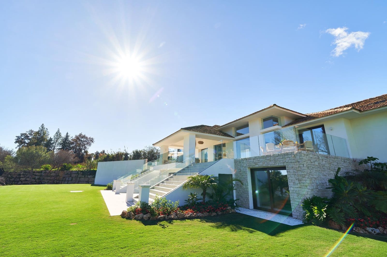 6 Zimmer Villa zu verkaufen in Guadalmina mit Pool Garage - 3.995.000 € (Ref: 9990786)