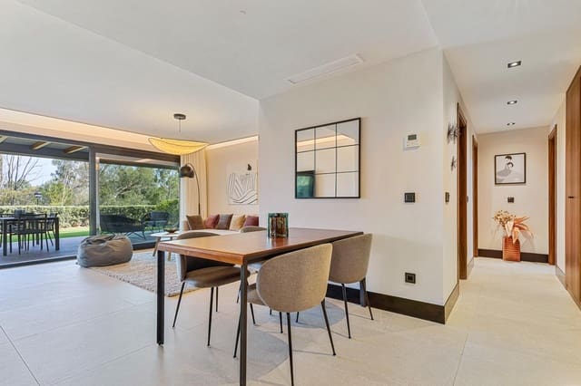 2 slaapkamer Appartement te huur in Los Naranjos, Marbella met zwembad garage - € 3.800 (Ref: 9994319)