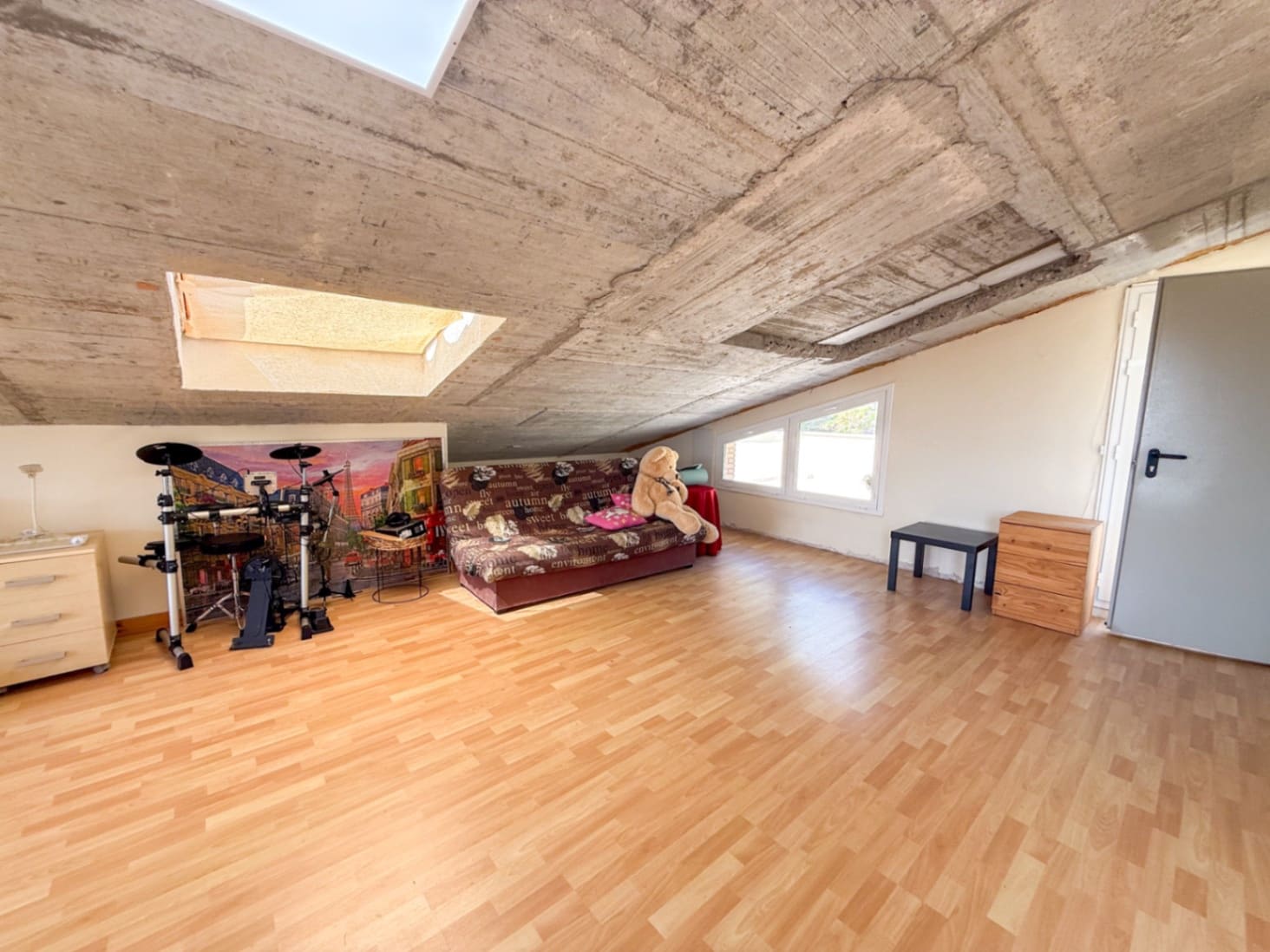 4 Zimmer Villa zu verkaufen in Olivella mit Pool Garage - 750.000 € (Ref: 10001183)