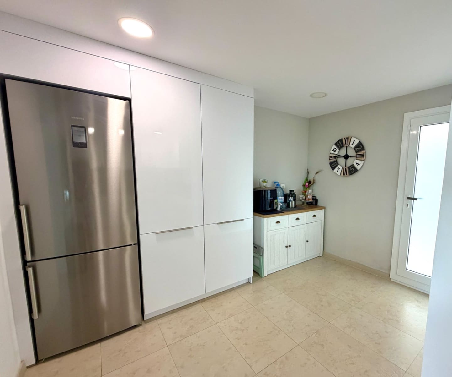 4 soveværelse Villa til leje i Sant Pere de Ribes med swimmingpool garage - € 4.000 (Ref: 10023319)