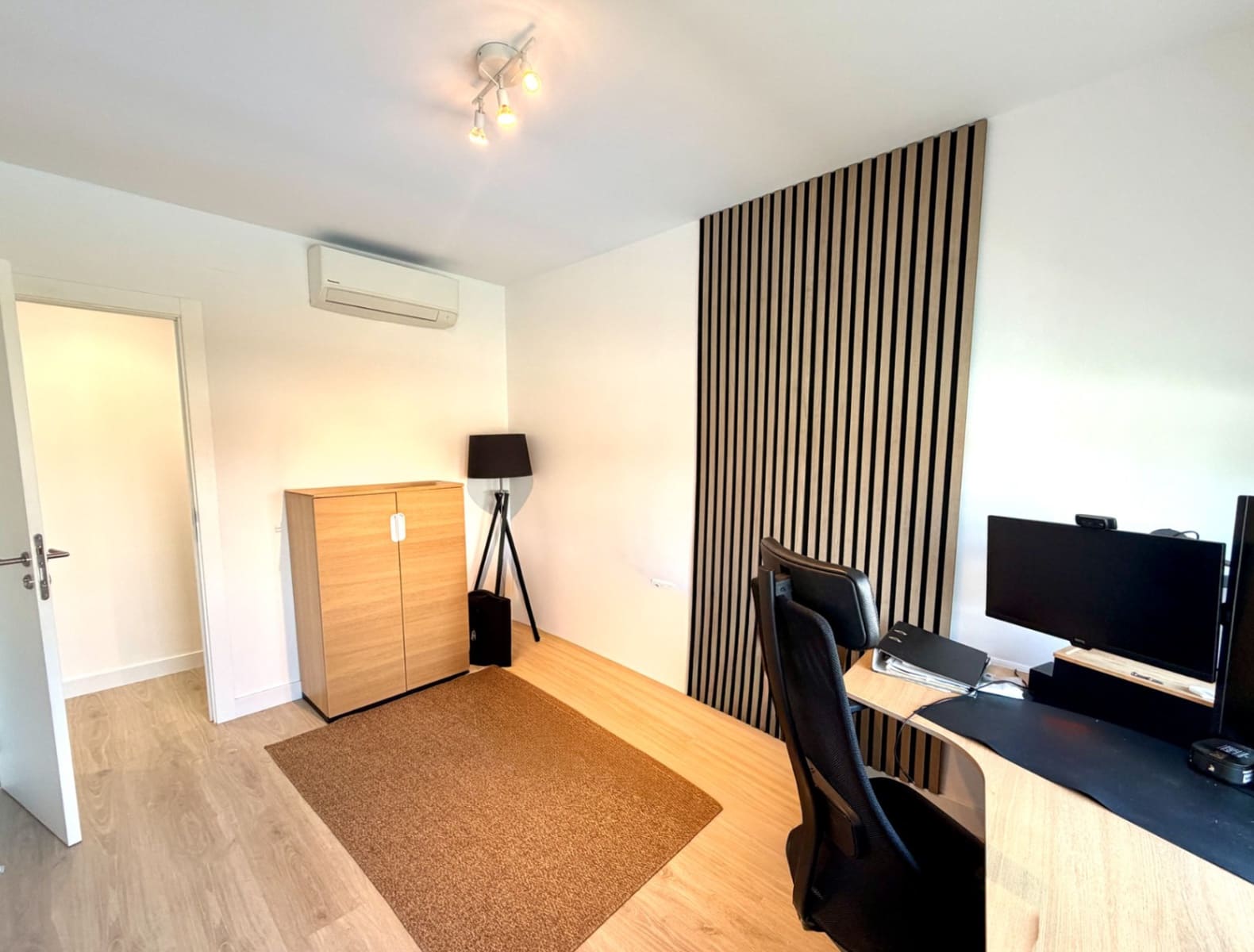 4 soveværelse Villa til leje i Sant Pere de Ribes med swimmingpool garage - € 4.000 (Ref: 10023319)