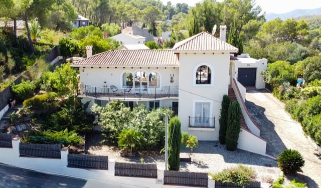 5 sovrum Villa till salu i Olivella med pool garage - 800 000 € (Ref: 10050434)